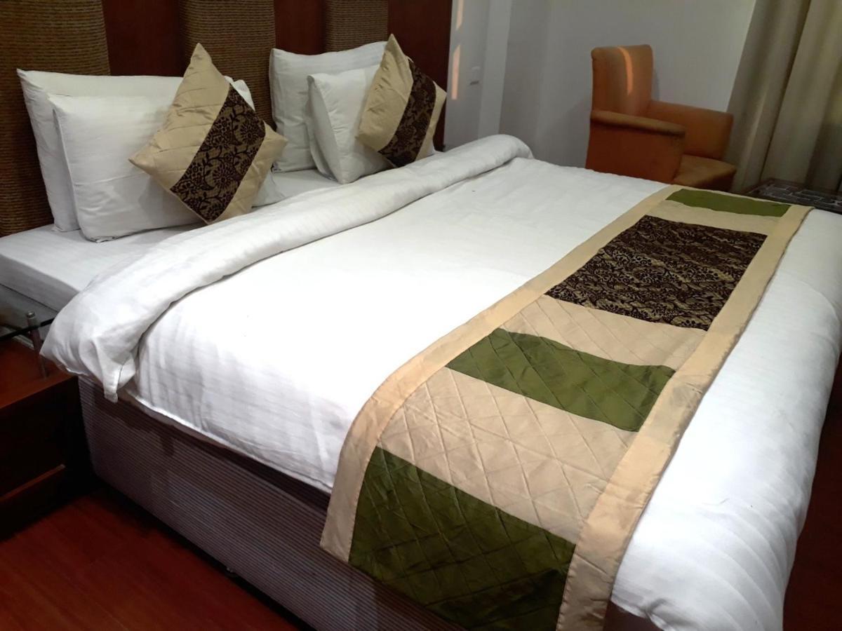 Airport Hotel Golden Bliss Near Delhi Airport New Delhi Ngoại thất bức ảnh